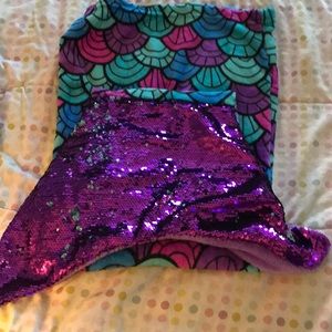 Mermaid tail blanket